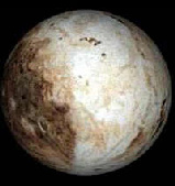 <B>Gli astronomi declassano Plutone<br>solo otto i pianeti del sistema solare</B>
